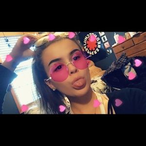 Meet your Posher, Sydney